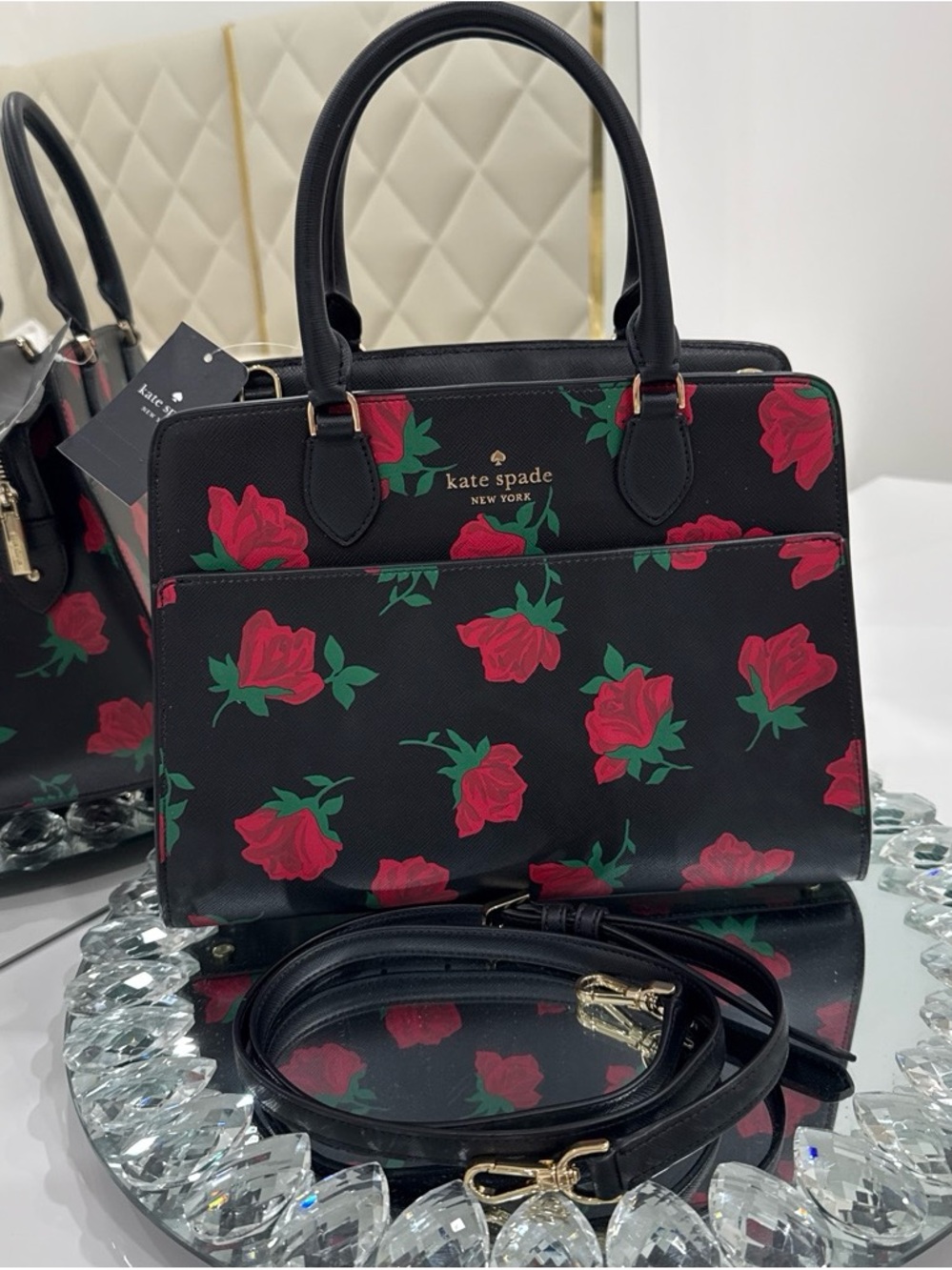 ✨ NEW WITH TAGS ✨ Kate Spade Madison Rose Toss Medium Satchel 🖤🌹